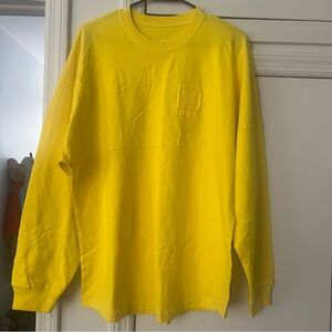 Walt Disney World Parks Dapper Yellow Spirit Jersey Size M NEW